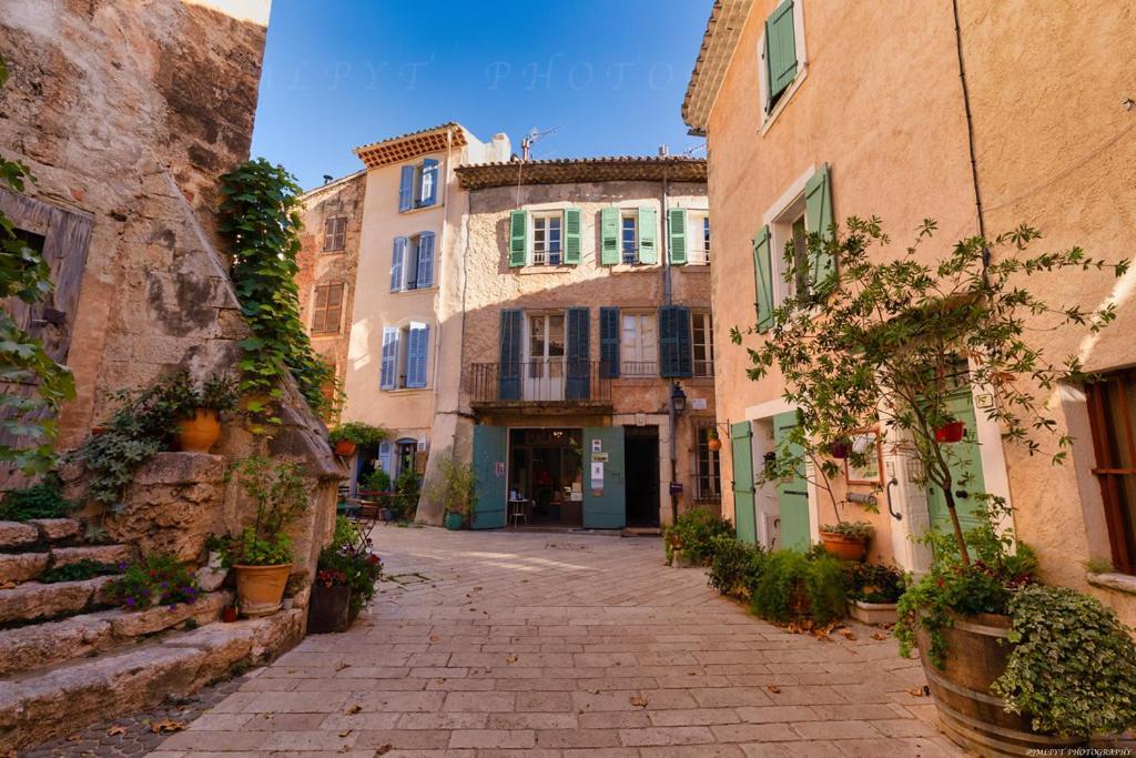 Le Petit Villecrozien Villecroze Bagian luar foto
